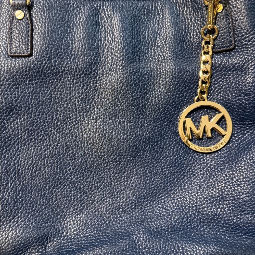 Michael Kors Blue Pebble Leather Hobo Style Bag - Picture 3 of 8